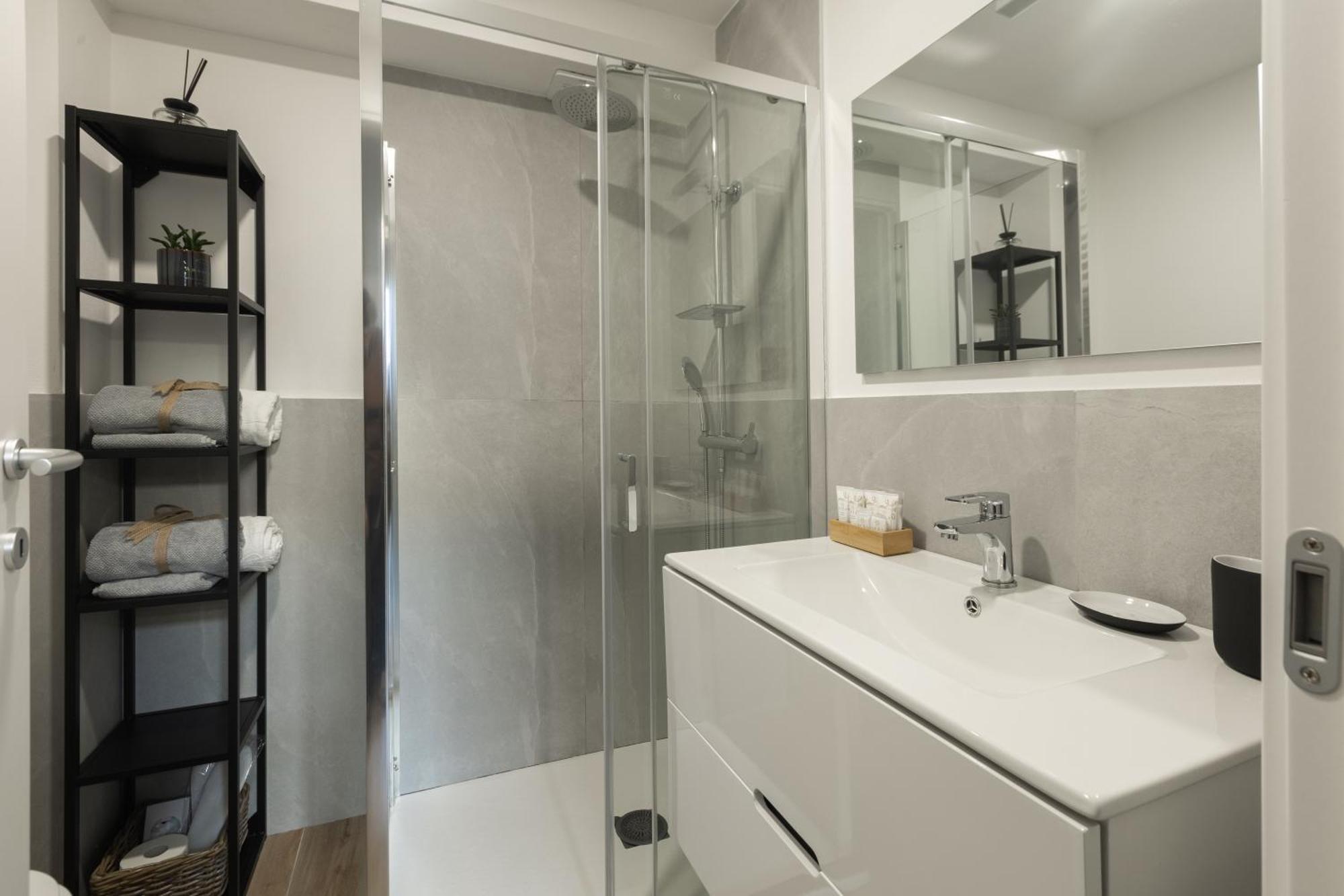 Moderno E Confortevole Loft Tra Navigli E Bocconi Milan Luaran gambar
